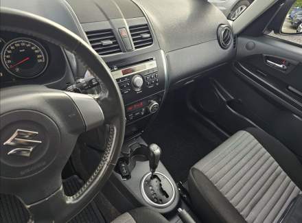 Suzuki - SX4