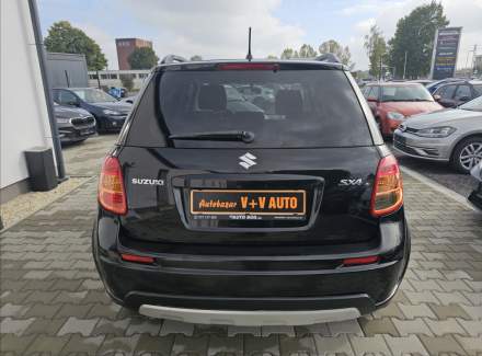 Suzuki - SX4