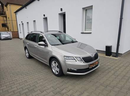 Škoda - Octavia
