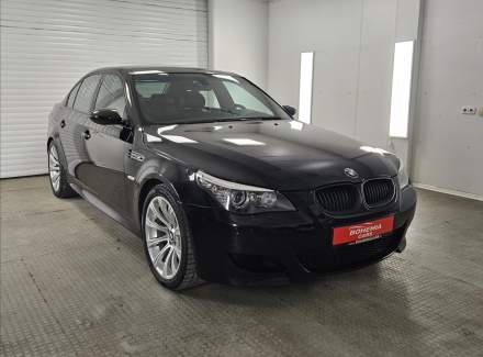 BMW - M5