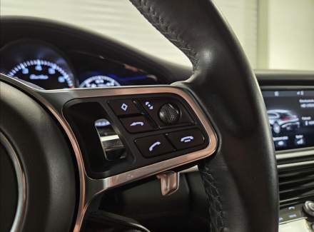 Porsche - Panamera