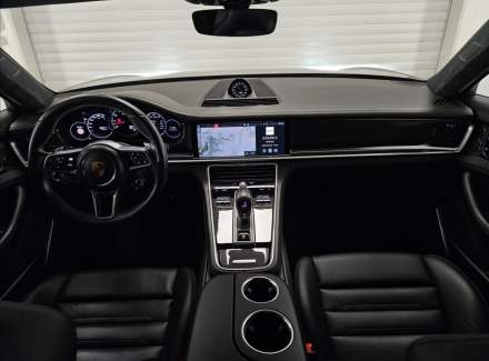 Porsche - Panamera