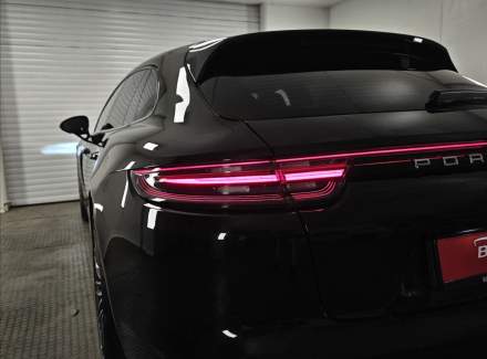 Porsche - Panamera