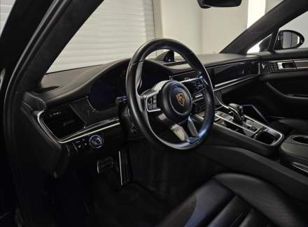 Porsche - Panamera