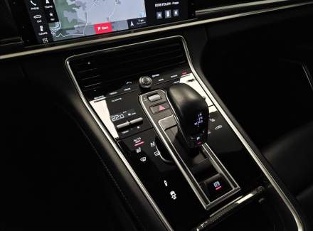 Porsche - Panamera
