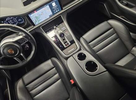 Porsche - Panamera