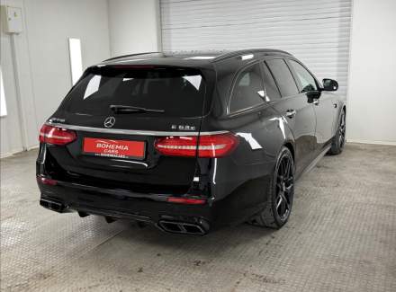 Mercedes-Benz - E-class