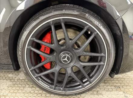 Mercedes-Benz - E-class