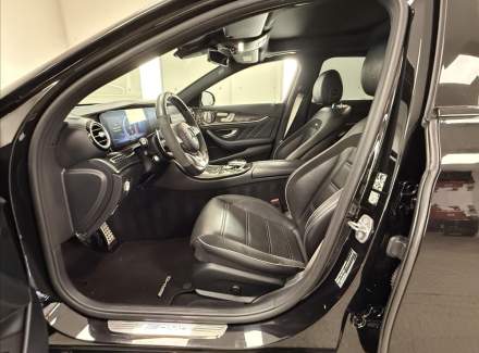 Mercedes-Benz - E-class