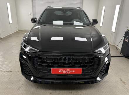 Audi - Q8