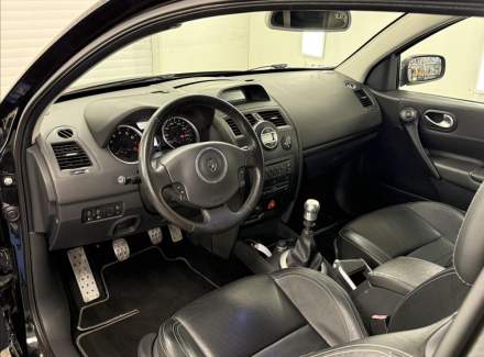 Renault - Megane