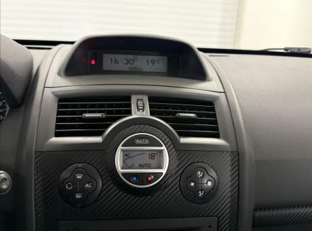 Renault - Megane