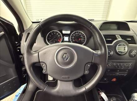 Renault - Megane