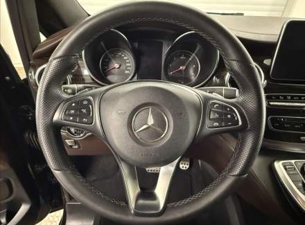 Mercedes-Benz - V-class