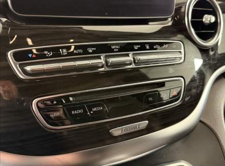 Mercedes-Benz - V-class