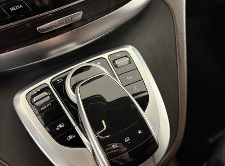 Mercedes-Benz - V-class