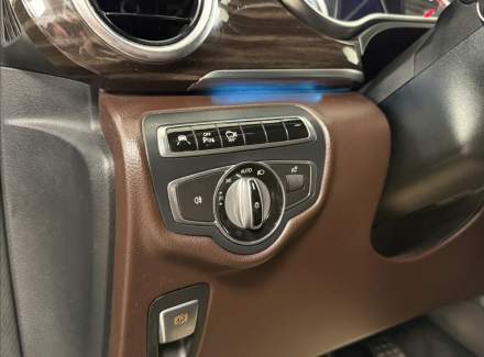 Mercedes-Benz - V-class