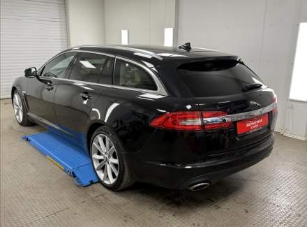 Jaguar - XF