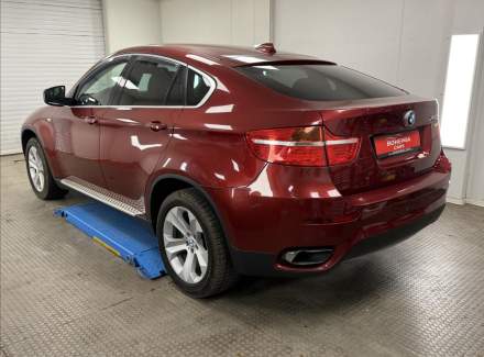 BMW - X6