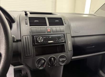 Volkswagen - Polo