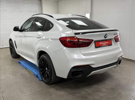 BMW - X6