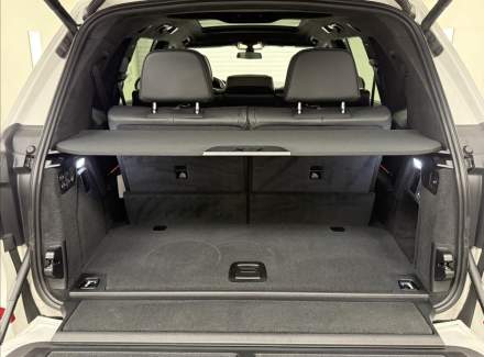 BMW - X7