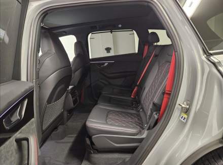 Audi - SQ7