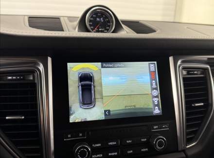 Porsche - Macan