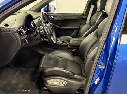 Porsche - Macan