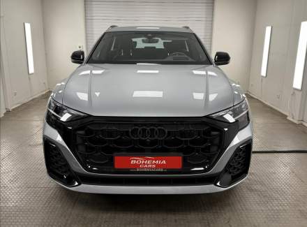 Audi - Q8