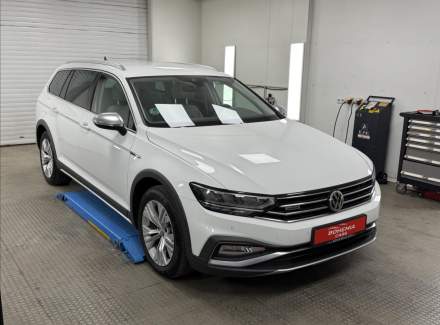 Volkswagen - Passat