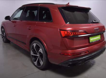 Audi - Q7