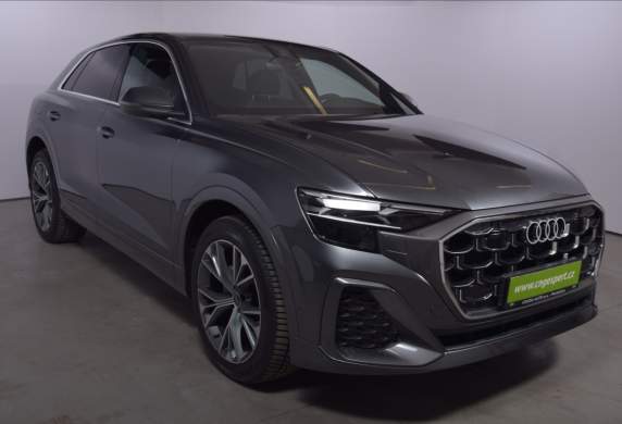 Audi - Q8