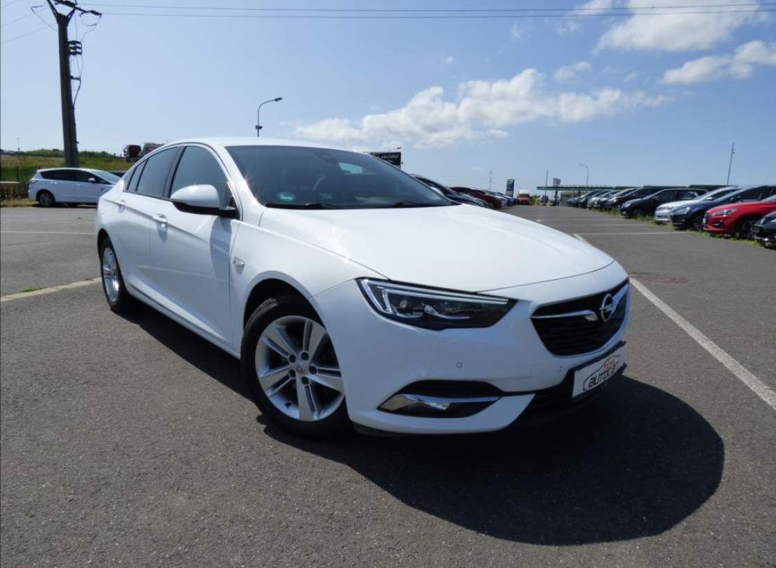 Opel - Insignia
