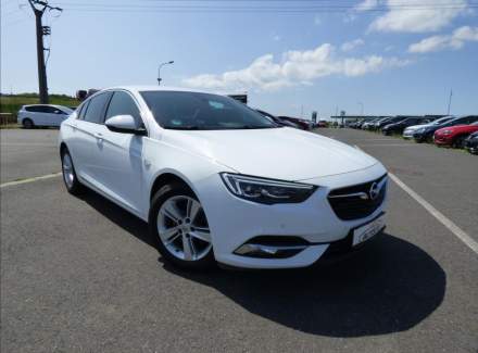 Opel - Insignia