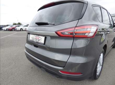 Ford - S-MAX