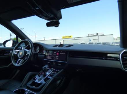 Porsche - Cayenne