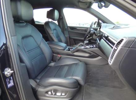 Porsche - Cayenne