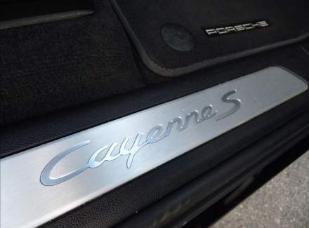 Porsche - Cayenne