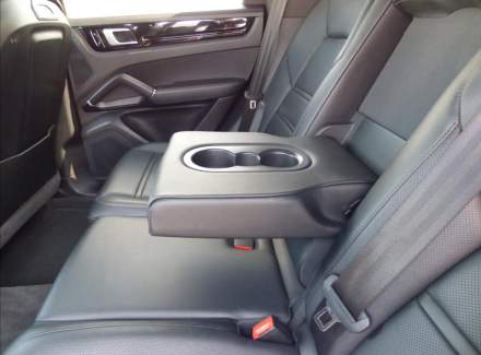 Porsche - Cayenne