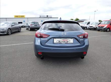 Mazda - 3
