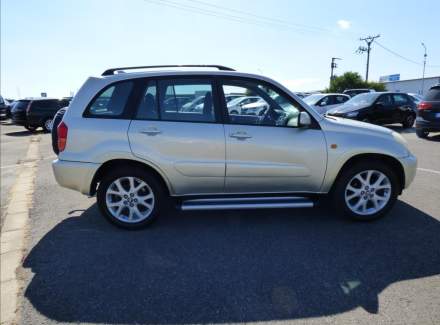 Toyota - RAV 4