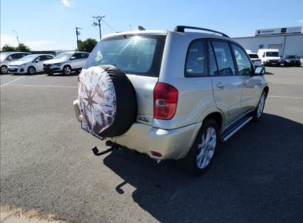 Toyota - RAV 4