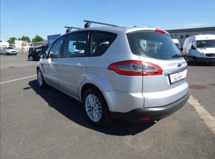 Ford - S-MAX