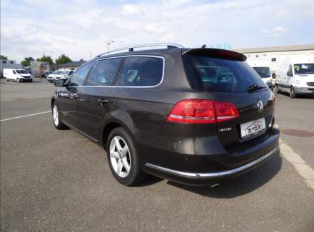 Volkswagen - Passat