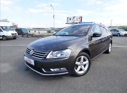 Volkswagen - Passat