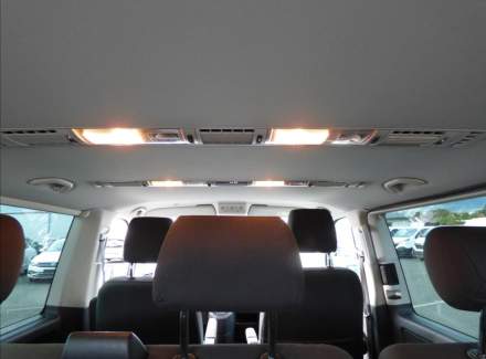 Volkswagen - Caravelle