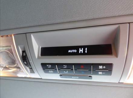 Volkswagen - Caravelle