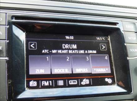 Volkswagen - Caravelle