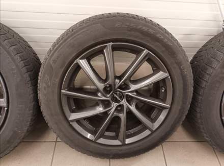 Mercedes-Benz - E-class